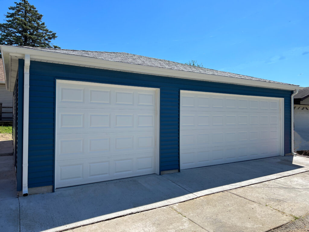Hip Roof Garage in Chicago