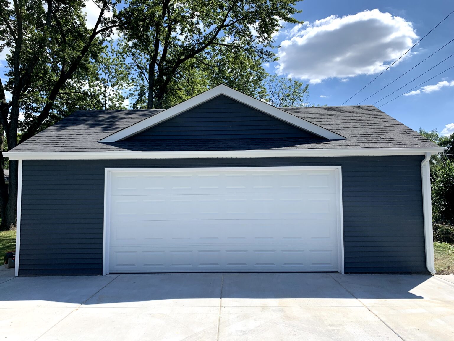 Reverse Gable Roof Garage - Prairie Land Garages, INC. - Chicago Garage ...