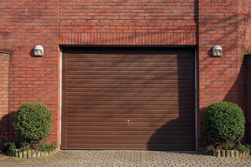 Roll-up garage door chicago