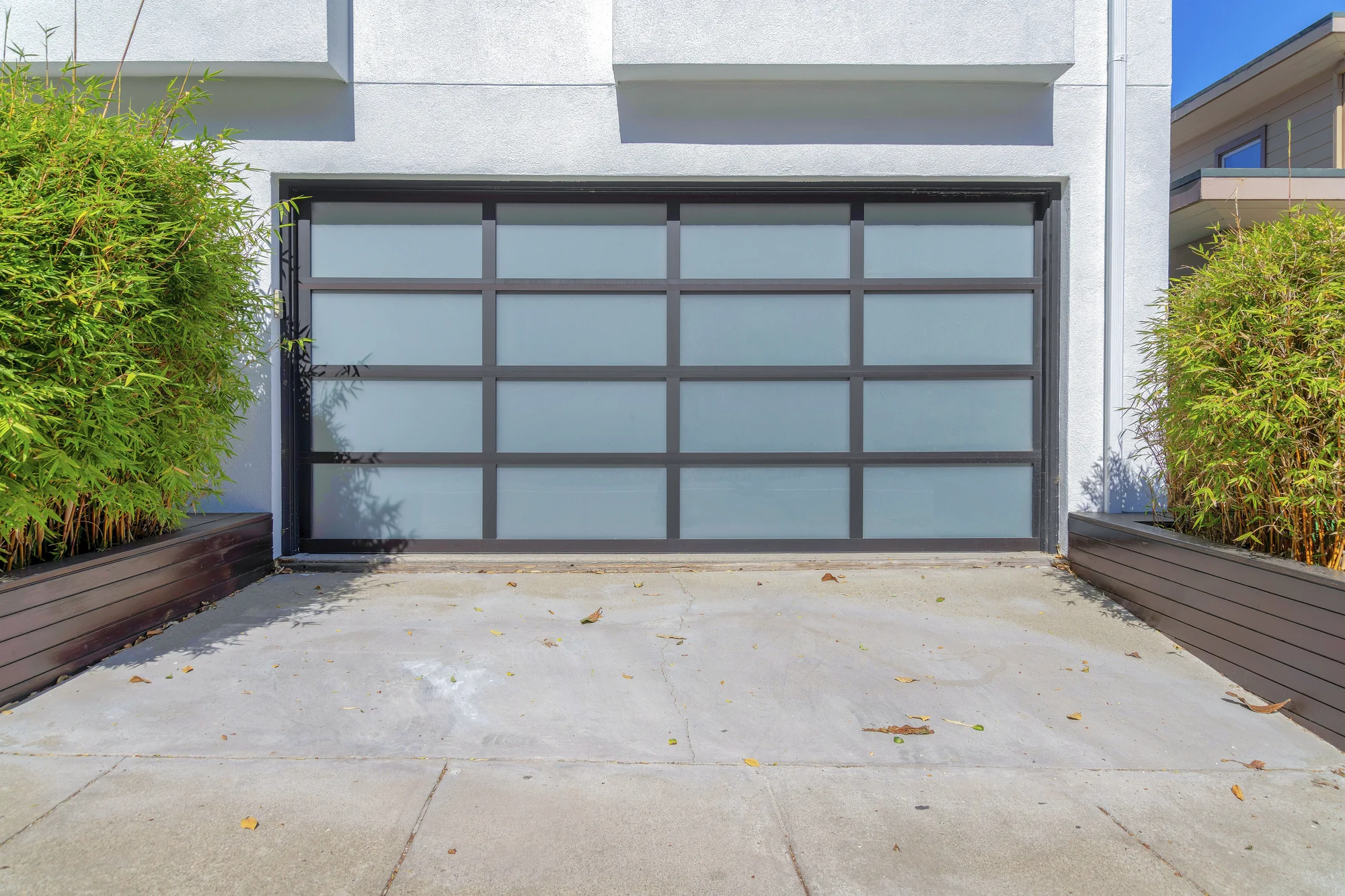 glass garage door in Prairie Land Garages Chicago