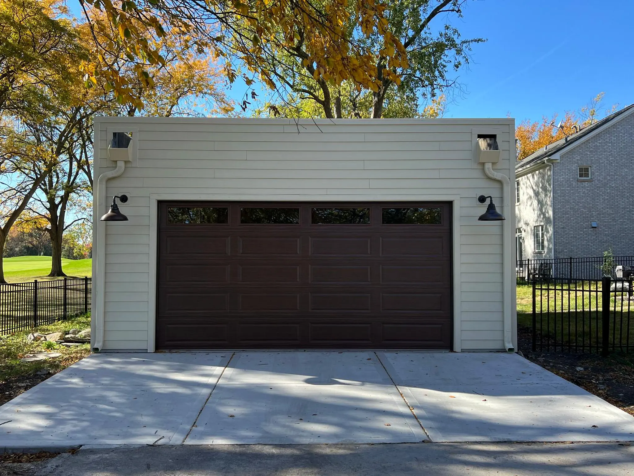 Glenview Garage Builders 2 - Prairie Land Garages Inc.